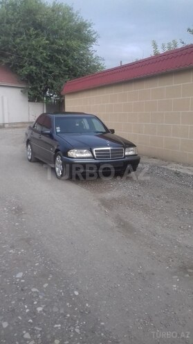 Mercedes C 220 1993, 286,900 km - 2.2 l - Ağcabədi