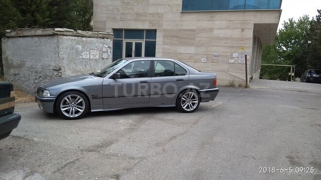 BMW 320 1992, 265,000 km - 2.0 l - Bakı