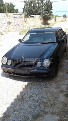 Mercedes E 220 2000, 253,000 km - 2.0 l - Bakı