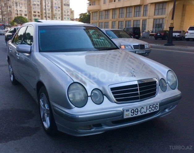 Mercedes E 280 2000, 245,600 km - 2.8 l - Bakı