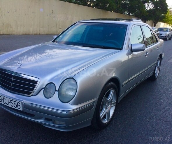 Mercedes E 280 2000, 245,600 km - 2.8 l - Bakı