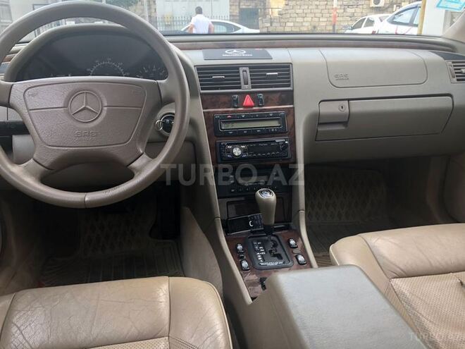 Mercedes C 230 1997, 136,000 km - 2.3 l - Bakı