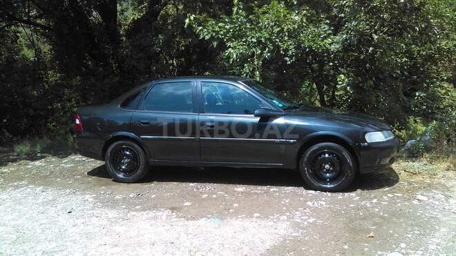 Opel Vectra 1996, 297,000 km - 1.8 l - Bakı