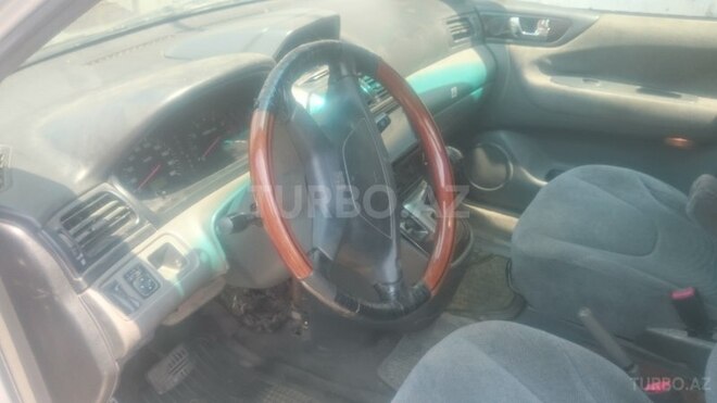 Mitsubishi Grandis 2000, 300,000 km - 2.4 l - Bakı