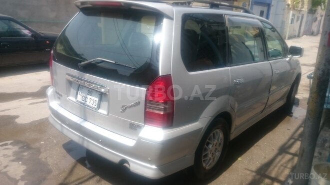 Mitsubishi Grandis 2000, 300,000 km - 2.4 l - Bakı