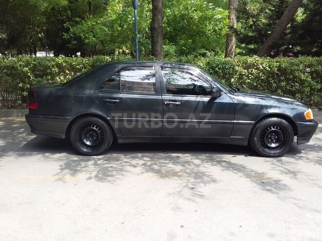 Mercedes C 200 1996, 332,000 km - 2.0 l - Bakı