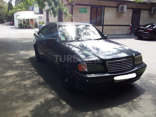 Mercedes C 200 1996, 332,000 km - 2.0 l - Bakı