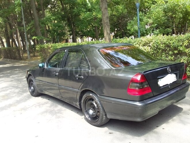 Mercedes C 200 1996, 332,000 km - 2.0 l - Bakı