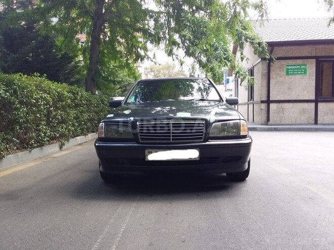 Mercedes C 200 1996, 332,000 km - 2.0 l - Bakı