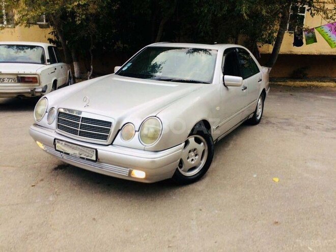 Mercedes E 250 1998, 237,000 km - 2.5 l - Sumqayıt