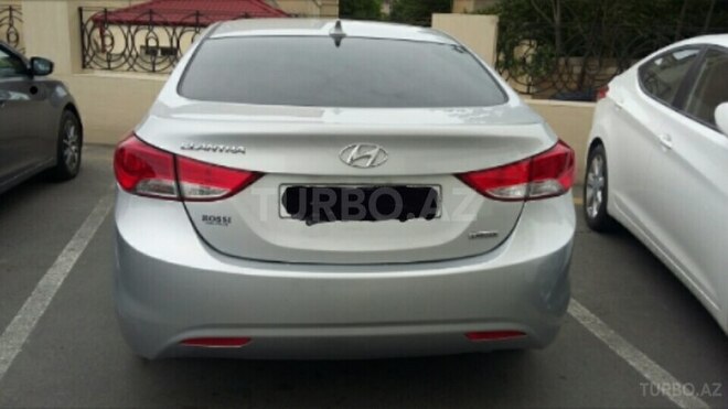 Hyundai Elantra 2011, 124,500 km - 1.8 l - Bakı