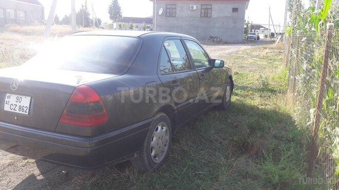Mercedes C 200 1994, 210,000 km - 2.0 l - Tovuz