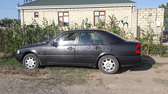 Mercedes C 200 1994, 210,000 km - 2.0 l - Tovuz