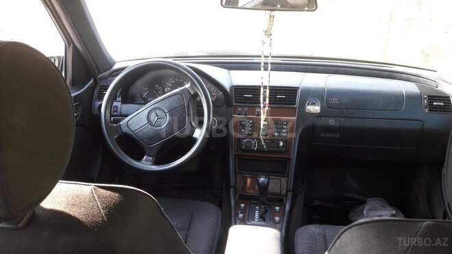 Mercedes C 200 1994, 210,000 km - 2.0 l - Tovuz