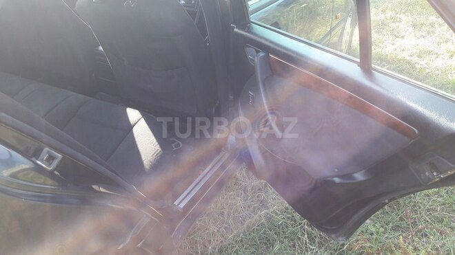 Mercedes C 200 1994, 210,000 km - 2.0 l - Tovuz