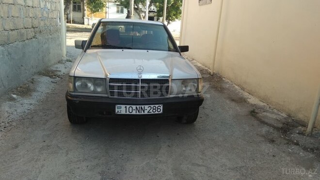 Mercedes 190 1988, 320,000 km - 2.0 л - Bakı