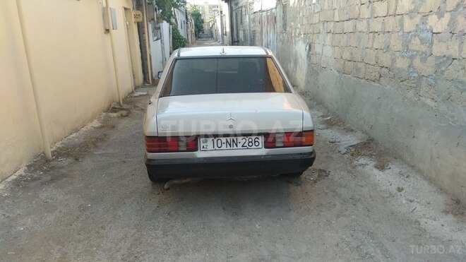Mercedes 190 1988, 320,000 km - 2.0 л - Bakı