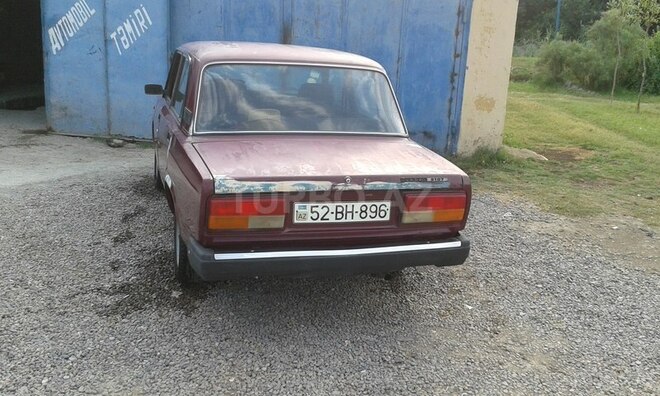 LADA (VAZ) 2107 2003, 128,950 km - 1.6 l - Salyan