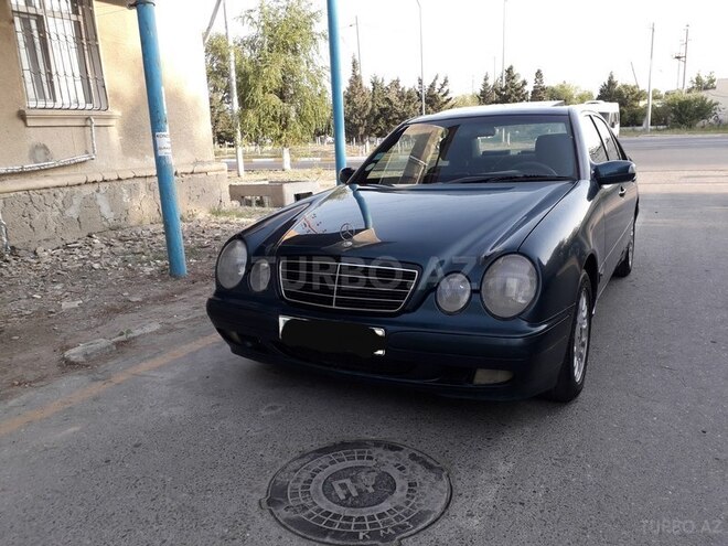 Mercedes E 220 1999, 308,931 km - 2.2 l - Sumqayıt