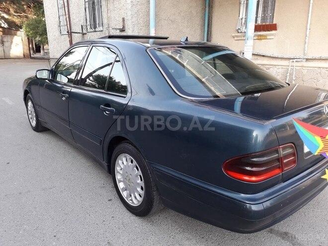 Mercedes E 220 1999, 308,931 km - 2.2 l - Sumqayıt