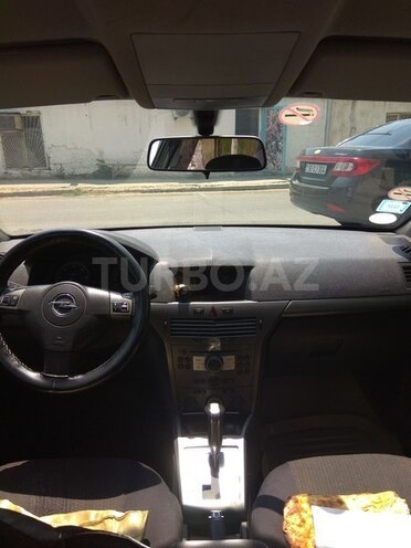Opel Astra 2006, 320,000 km - 1.9 l - Bakı