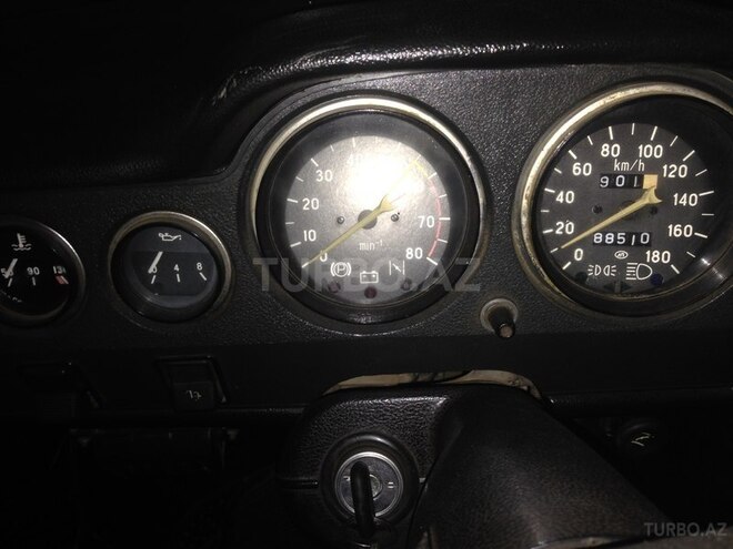 LADA (VAZ) 2106 1991, 88,500 km - 1.6 l - Salyan