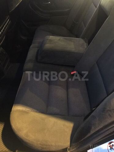 BMW 530 2001, 179,000 km - 3.0 л - Bakı