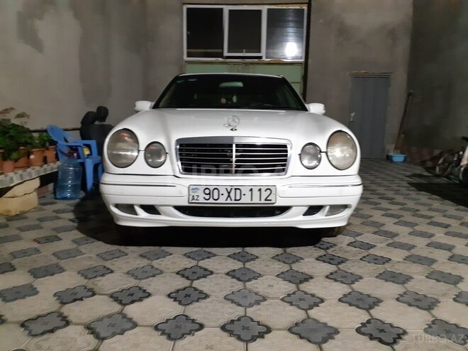 Mercedes E 220 1999, 410,000 km - 2.2 l - Bakı