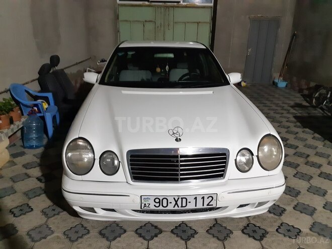 Mercedes E 220 1999, 410,000 km - 2.2 l - Bakı