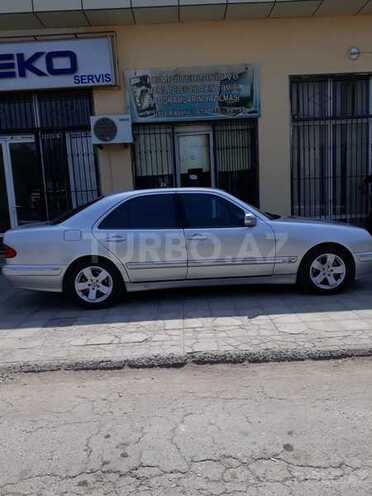 Mercedes E 240 2000, 470,000 km - 2.6 l - Şirvan