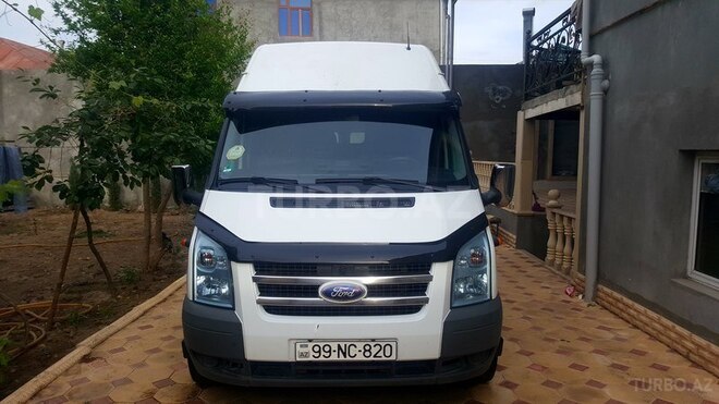 Ford Transit 2009, 192,000 km - 2.4 l - Gəncə