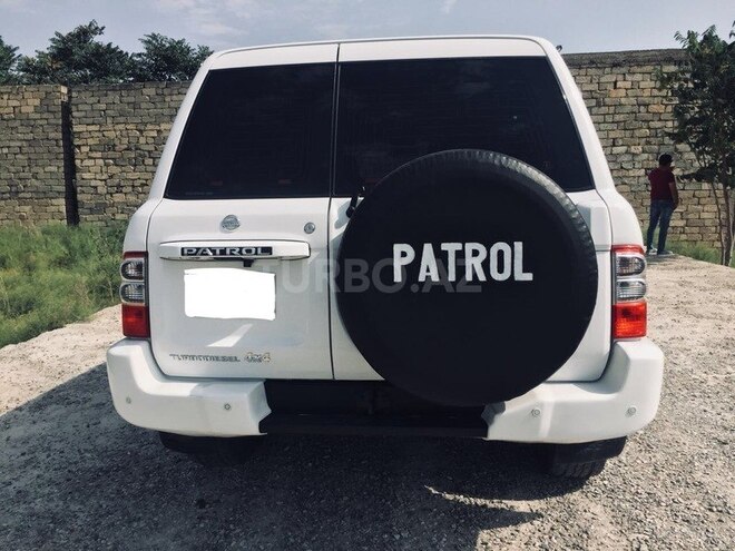 Nissan Patrol 2003, 199,000 km - 3.0 l - Bakı