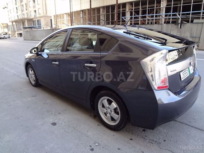 Toyota Prius 2013, 68,000 km - 1.8 l - Bakı