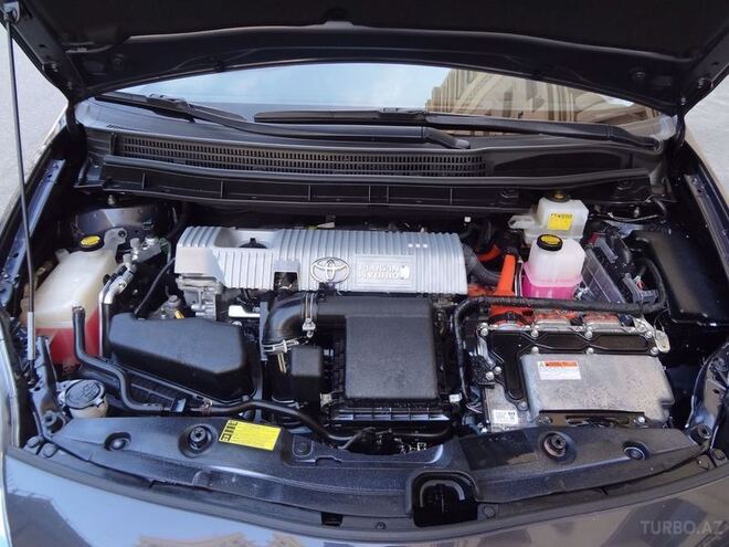 Toyota Prius 2013, 68,000 km - 1.8 l - Bakı