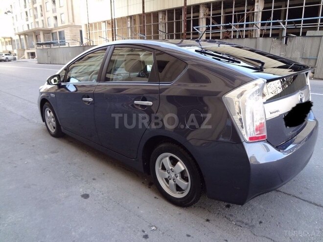 Toyota Prius 2013, 68,000 km - 1.8 l - Bakı