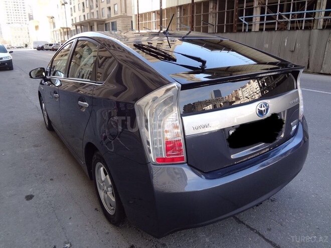 Toyota Prius 2013, 68,000 km - 1.8 l - Bakı