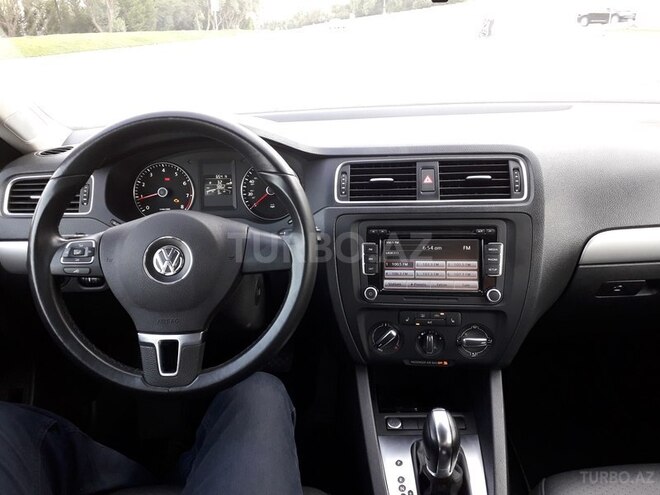 Volkswagen Jetta 2014, 60,000 km - 1.8 l - Bakı