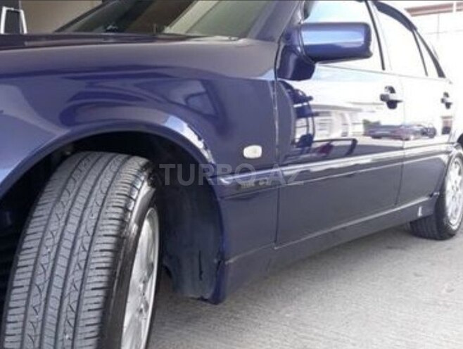 Mercedes C 240 1999, 268,000 km - 2.4 l - Gəncə