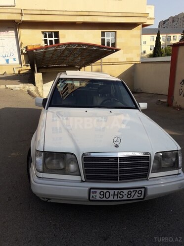 Mercedes E 200 1995, 315,000 km - 2.0 l - Bakı
