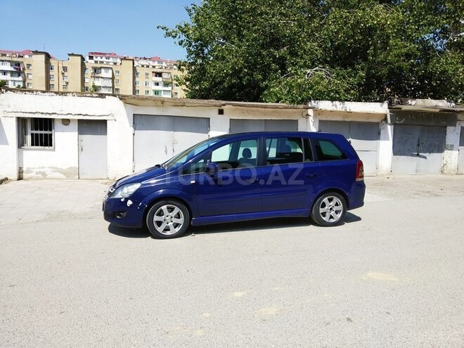 Opel Zafira 2008, 330,000 km - 1.9 л - Bakı
