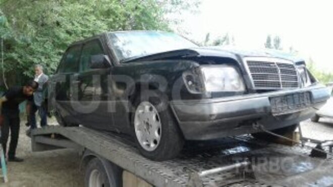 Mercedes  1994, 250,000 km - 0.2 l - Beyləqan