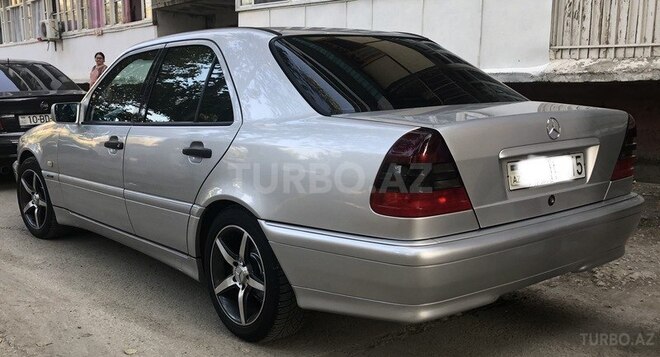 Mercedes C 200 2000, 152,000 km - 2.0 l - Mingəçevir