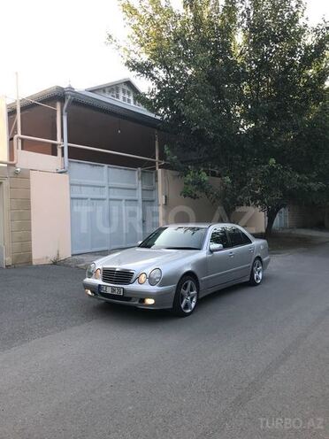 Mercedes E 220 2000, 370,000 km - 2.2 l - Bakı