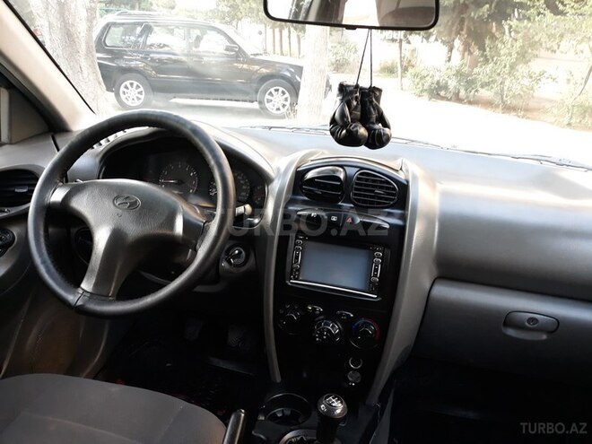 Hyundai Santa Fe 2001, 195,000 km - 2.5 l - Bakı