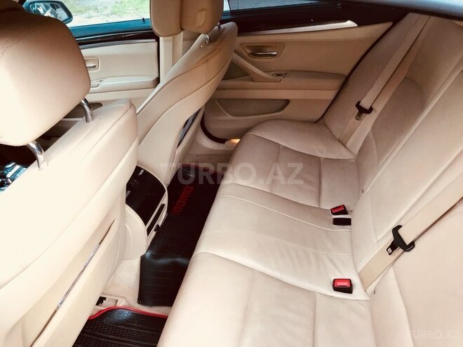 BMW 528 2011, 80,000 km - 3.2 l - Gəncə