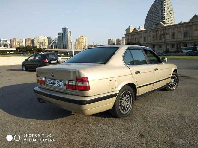 BMW 520 1990, 150,000 km - 2.5 l - Bakı