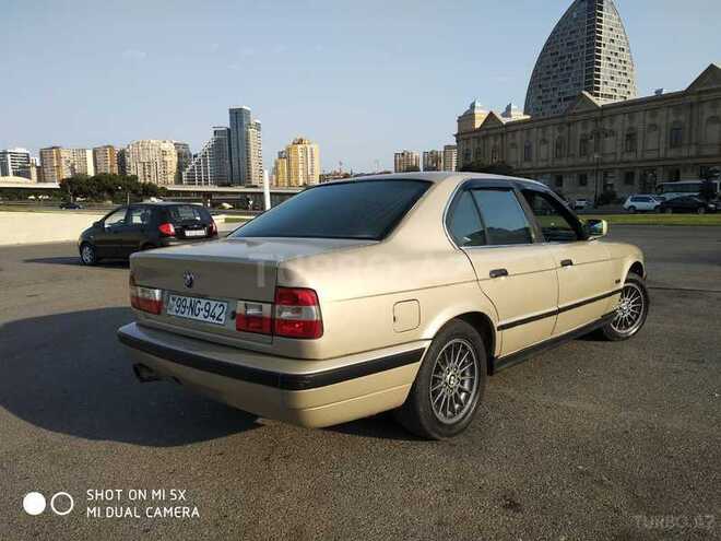 BMW 520 1990, 150,000 km - 2.5 l - Bakı