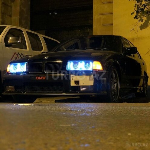 BMW 320 1993, 310,000 km - 2.0 l - Bakı