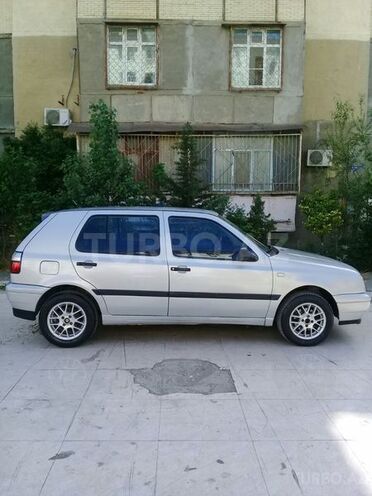 Volkswagen Golf 1996, 258,660 km - 2.0 l - Bakı