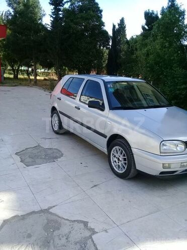 Volkswagen Golf 1996, 258,660 km - 2.0 l - Bakı